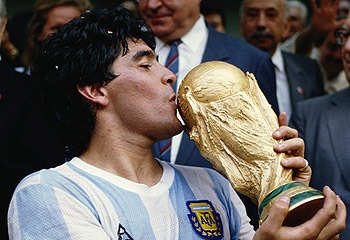 国足喜迎塞,尔吉尼奥火,速加盟,中彩网,彩票投注,在线购彩,彩票服务,彩票平台