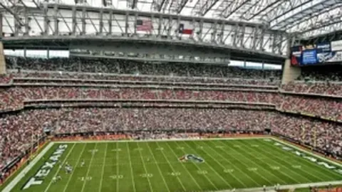 巴塞罗那告别8000万巨星，7500万顶级射手加盟引瞩目